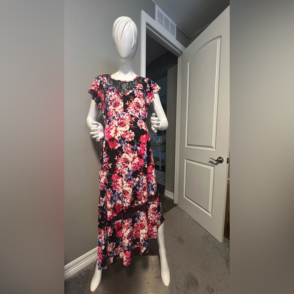 Torrid Black and Red Midi Studio Knit Asymmetrical Dress size 1